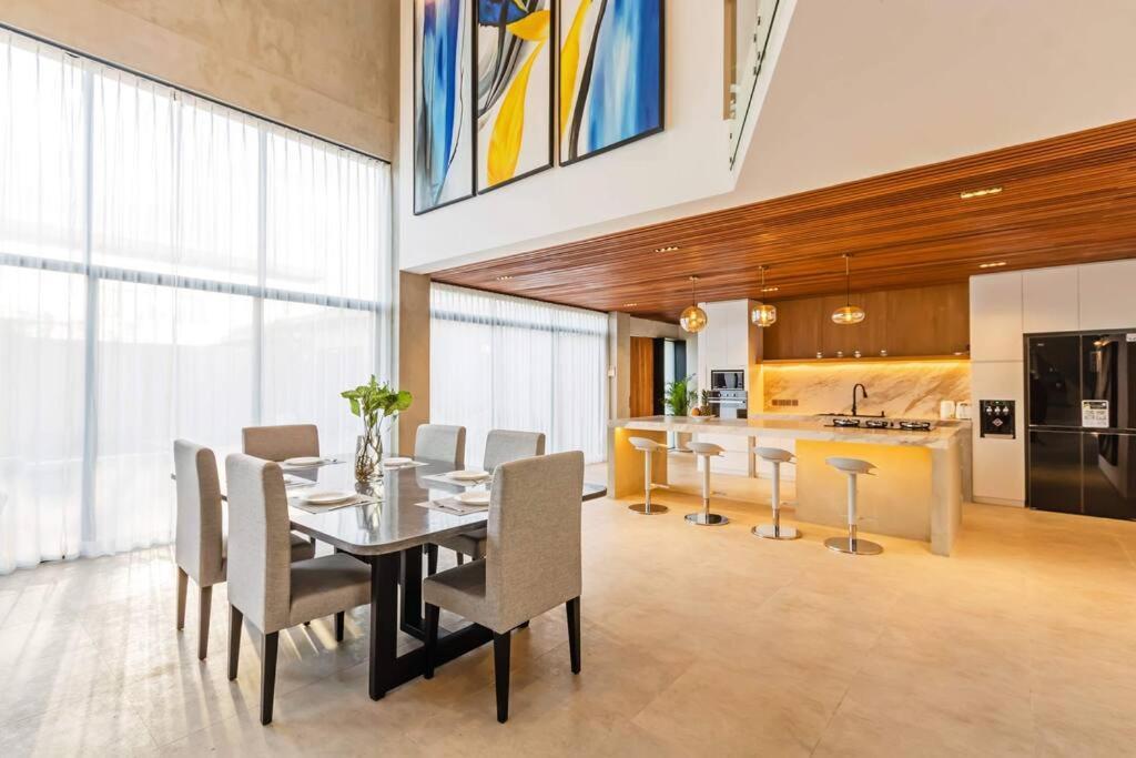 Manresa Villa Bali 4 Canggu  Luaran gambar
